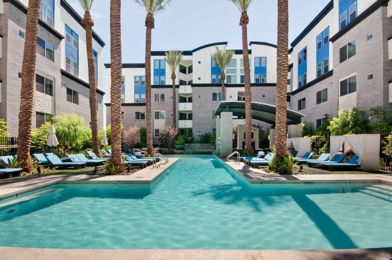 فيلا Shopping & Dining 1 Mile - 24 Hour Pool With Parking - 4036 فينيكس المظهر الخارجي الصورة